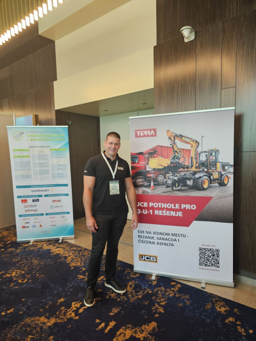 jcb pothole pro_seminar_putplus_saobracaj_putevi2.jpg